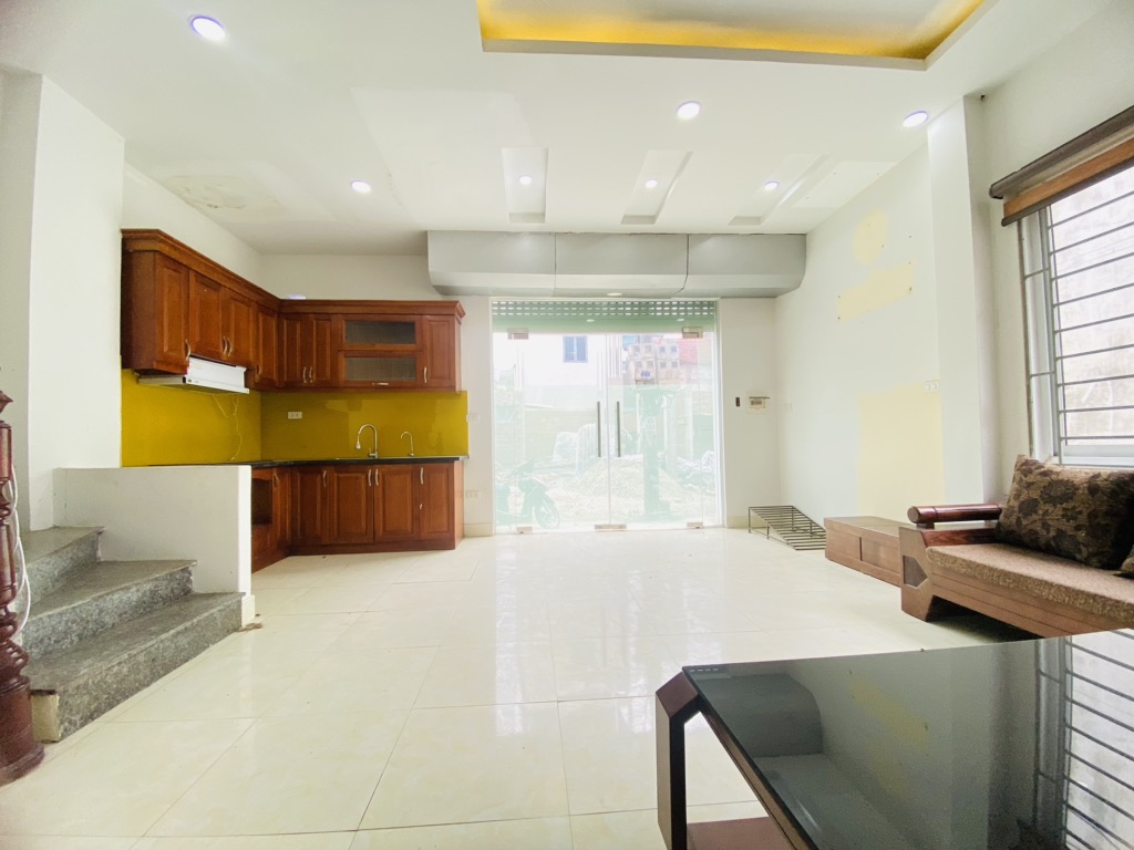 BÁN NHÀ 4 TẦNG LÔ GÓC – 2 MẶT NGÕ THOÁNG VĨNH VIỄN – NHÀ MỚI LONG LANH – GẦN GA YÊN NGHĨA